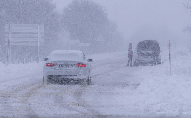 Хрватска под ударот на страшно невреме:  На сила е црвен метеоролошки аларм