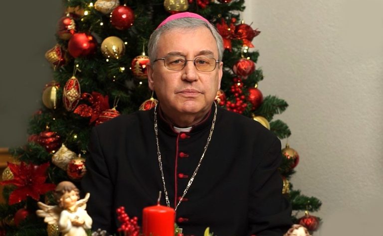 (Видео) Божиќна честитка на Скопскиот бискуп и Струмичко-скопски епарх монсињор д-р Киро Стојанов