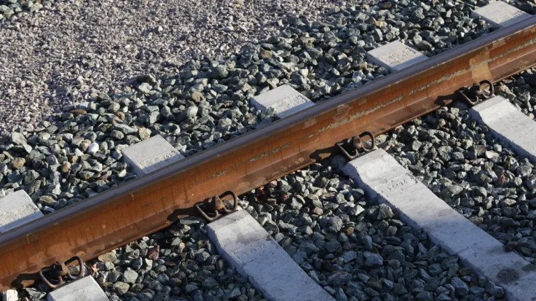 Министерот за транспорт на Бугарија достави предлог договор со Република Северна Македонија за железничкиот тунел Деве Баир, дел од Кординор 8