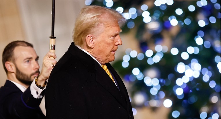 Трамп: Пресудата против мене е поништена со одлука на Врховниот суд; Судијата: Не е