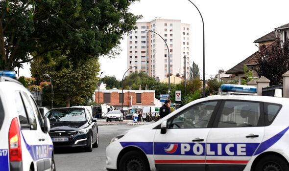 Заложничка криза во Франција: Осуденик го држи затворскиот персонал во заробеништво