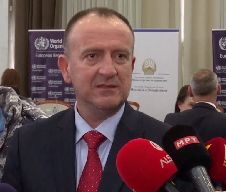 Пријавете мито во полиција, во Здравство или на клиниките, повика Таравари откога хирург беше фатен со бележани 150 евра