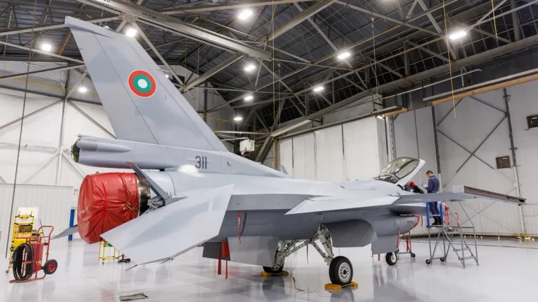 Два нови F-16 Block 70 пристигнаа во Бугарија