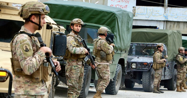 На Израелците им е продолжен рокот за повлекување на војниците од јужен Либан