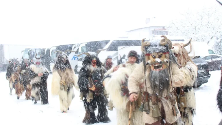 17 групи парадираат на фестивалот „Симитлија – античката земја на Кукерите“