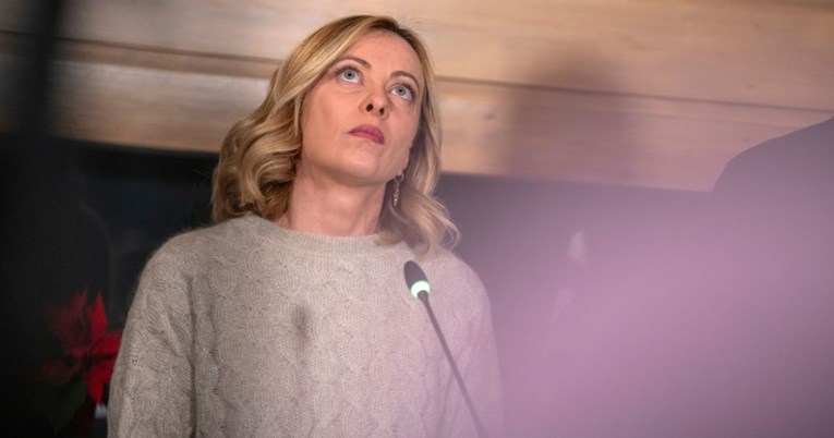 Мелони му честиташе на Трамп