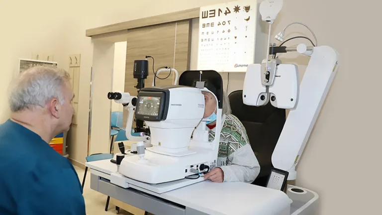 Нова опрема за брзи и висококвалитетни очни прегледи во бугарската Воено-медицинска академија во Софија