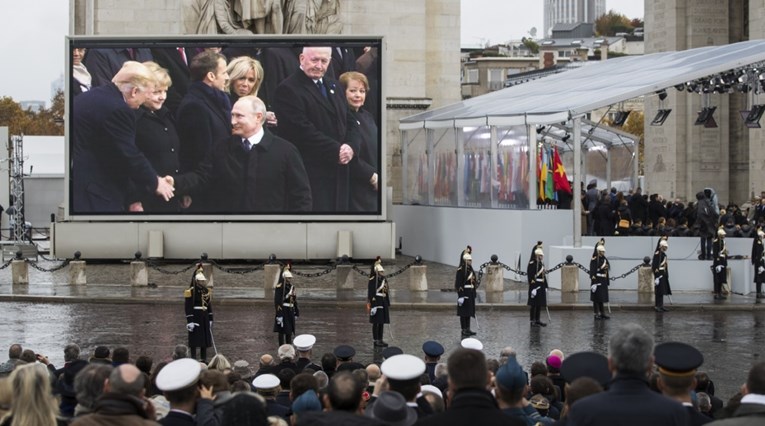 „Трамп ќе му каже на Путин да ја прекине војната, ако одбие, имаме план“, вели близок соработник на американскиот претседател
