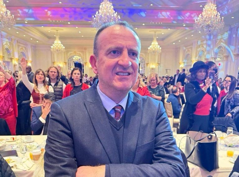 Лидерите на ВЛЕН на инаугурацијата на Трамп: Албанците се и остануваат про-Американци, тесно поврзани со принципите на слобода и правда што ги претставуваат САД