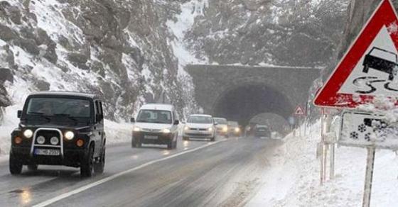 На патниот правец Тетово – Попова Шапка воведена забрана за движење автобуси и тешки товарни возила