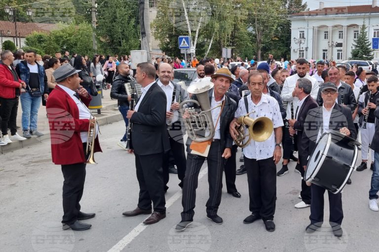 Во Врбица е обновен ритуалот „Капење на младенците“