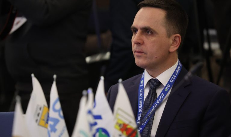 Градоначалникот Касами на самитот Б40 во Софија: Посветеност на економскиот и културниот развој на регионот