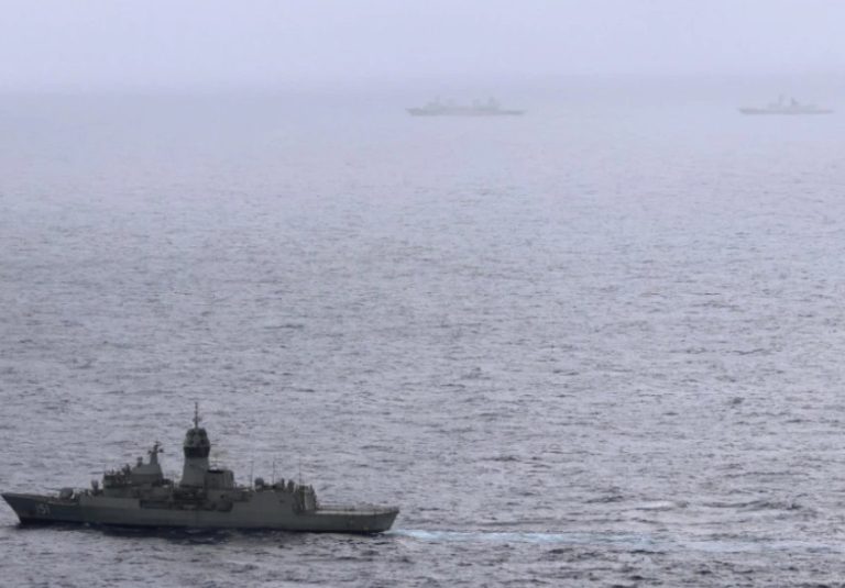 Маршрутите на летови се сменија поради кинеските воени вежби во близина на Австралија