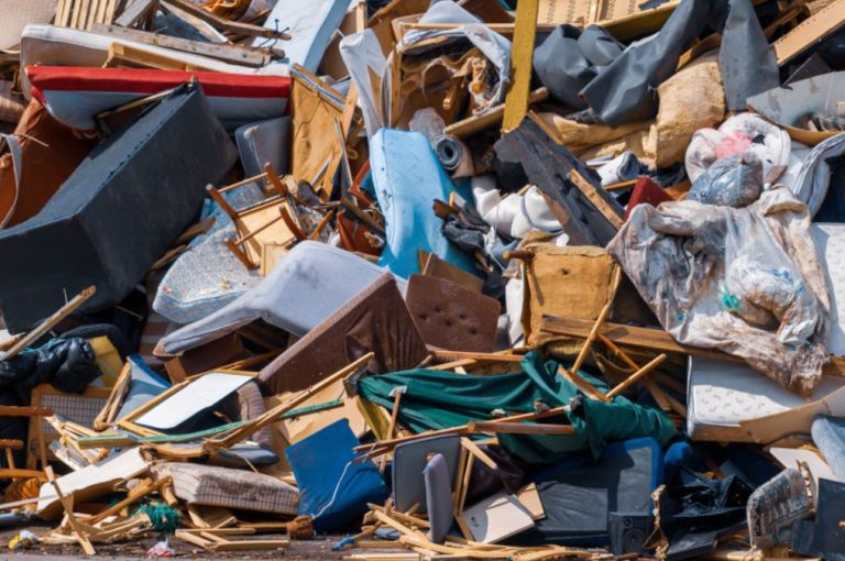 Хорор во Шпанија: Тело на бебе пронајдено во погон за преработка на отпад