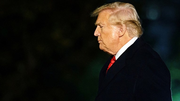 Францускиот гувернер: Царините на Трамп се брутални, сите ќе загубат