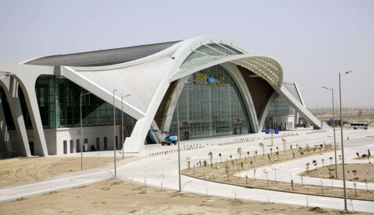 Најмистериозниот аеродром на светот: Луксузен и изграден сред ништо, а авиони и патници нема