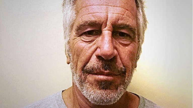 (Видео) Американскиот јавен обвинител: Документите на Епстејн се на мојата маса