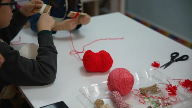 Етнографскиот музеј започнува едукативна кампања „Еве ти една мартенка, дај ми здравје“