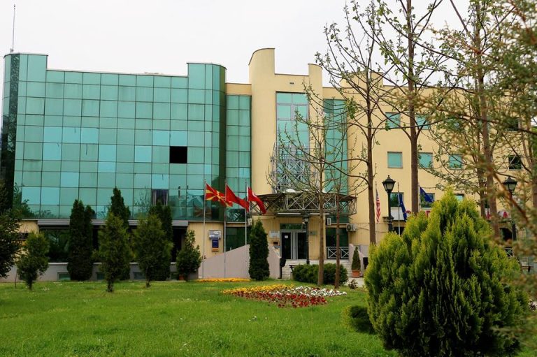 „Бетон и корупција го гушат Чаир, кој ќе сноси одговорност“, прашува ДУИ