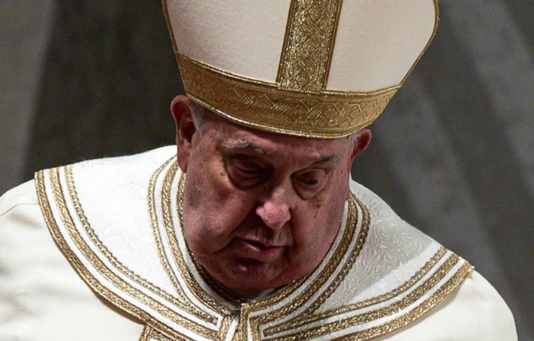 Ватикан: Папата Франциско и понатаму критично