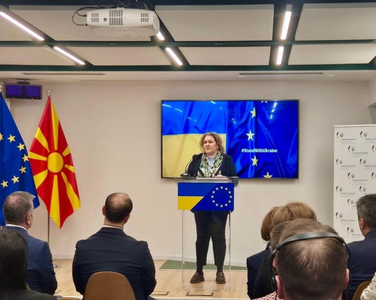 Славјанка Петровска: Како демократски општества не смееме да ја оставиме Украина сама