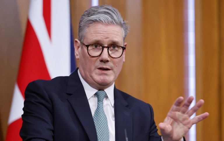 Стармер: Сè уште сме во разговори за евентуално испраќање британски војници во Украина