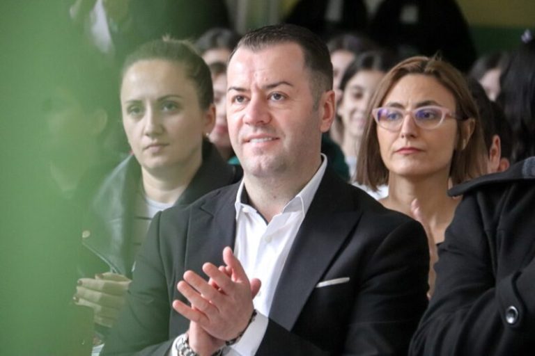 Стефковски: Доделуваме 11 милиони денари финансиска поддршка за спортот 