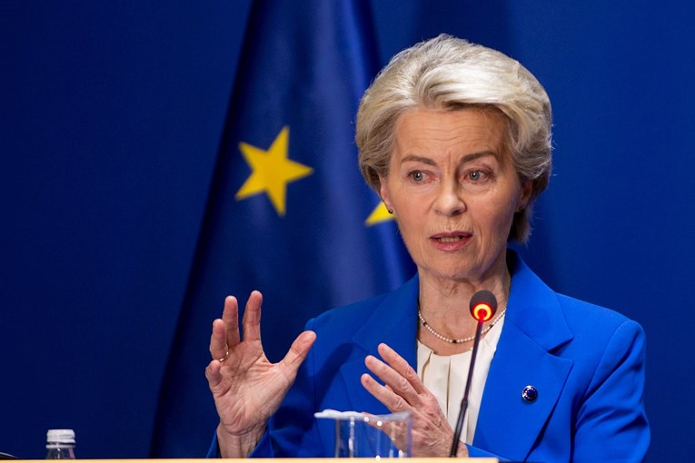 Фон дер Лајен: Неоправданите американски царини нема да поминат без одговор на ЕУ