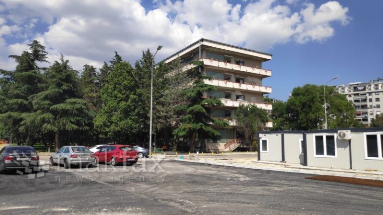 Мицкоски: Нема договор за паркингот на Клинички, јавноста ќе одлучи