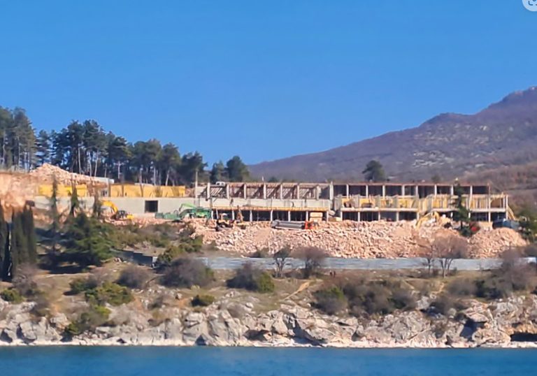 Охрид СОС алармира за изградба на хотел во Горица