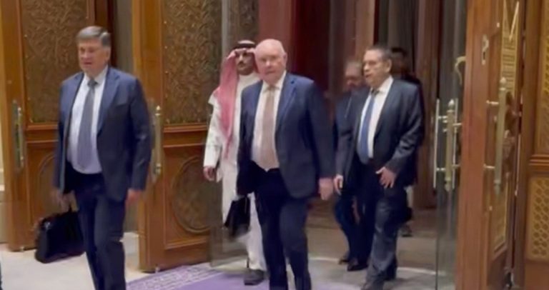 „Разговорите во Ријад поминаа исклучително добро“: Се огласи и Зеленски