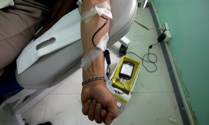 Заводот за трансфузија во Белград: Има доволно крв за повредените во пожарот во Кочани