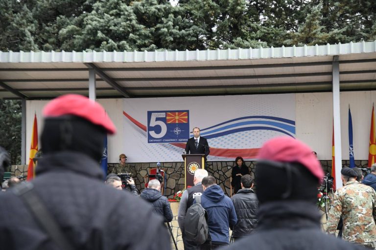 Продолжуваме со силно темпо да ја развиваме нашата НАТО Армија: Државно-воениот врв на одбележувањето на 5-годишнината од членството во Алијансата