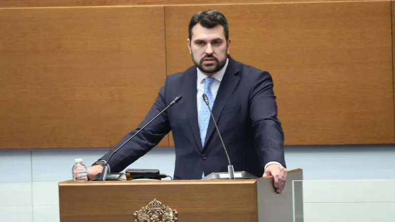 (Видео) Првиот бугарски дипломат Георг Георгиев за помошта за Кочани: „Горд сум на реакцијата на мојот народ“