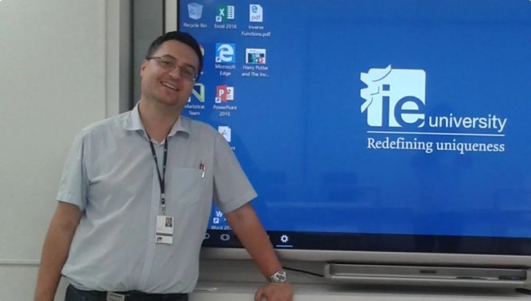 (Видео) Проф. д-р Крис Костов истражува историски фалсификати во Торонто