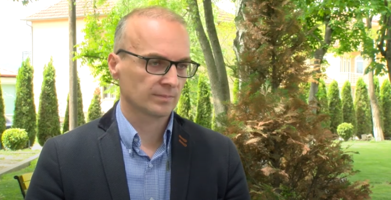 Милошоски со критика до Пендаровски: „Ако не ѝ помагаш на Македонија, барем не ѝ одмагај“