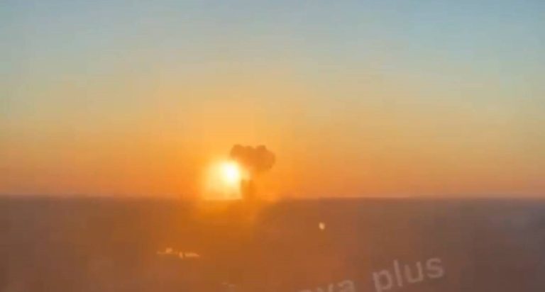 (Видео) Украина објави што уништила во нападот на клучната руска воздухопловна база