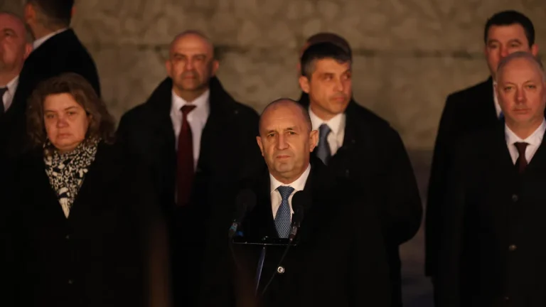 (Видео) Румен Радев на 3-ти Март: Трагедијата со Украина започна со верба во добрите намери на надворешните фактори