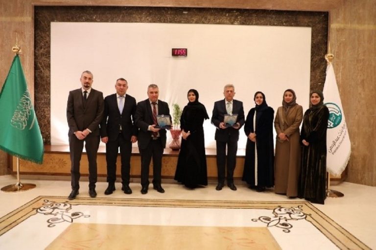 Делегација од Универзитетот за национална и светска економија ги посети најголемите универзитети во Саудиска Арабија