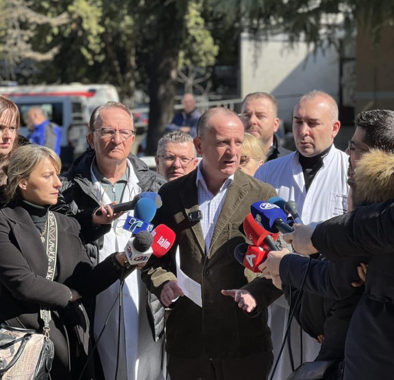 Добра вест е што поминаа критичните 72 часа и не почина ниту еден од преживеаните, 101 пациент е во странство, рече Таравари