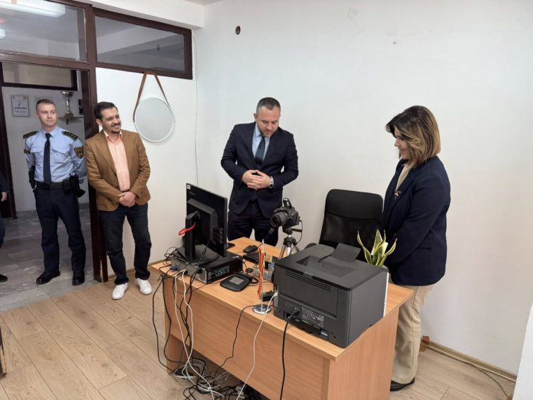 МВР отвори нова канцеларија за издавање лични документи во Демир Капија