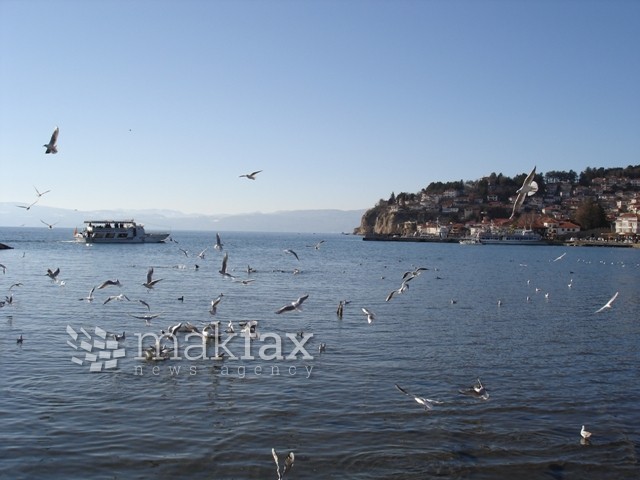 Изречени 18 прекршоци за непочитување на правилата за пловење во Охридското Езеро