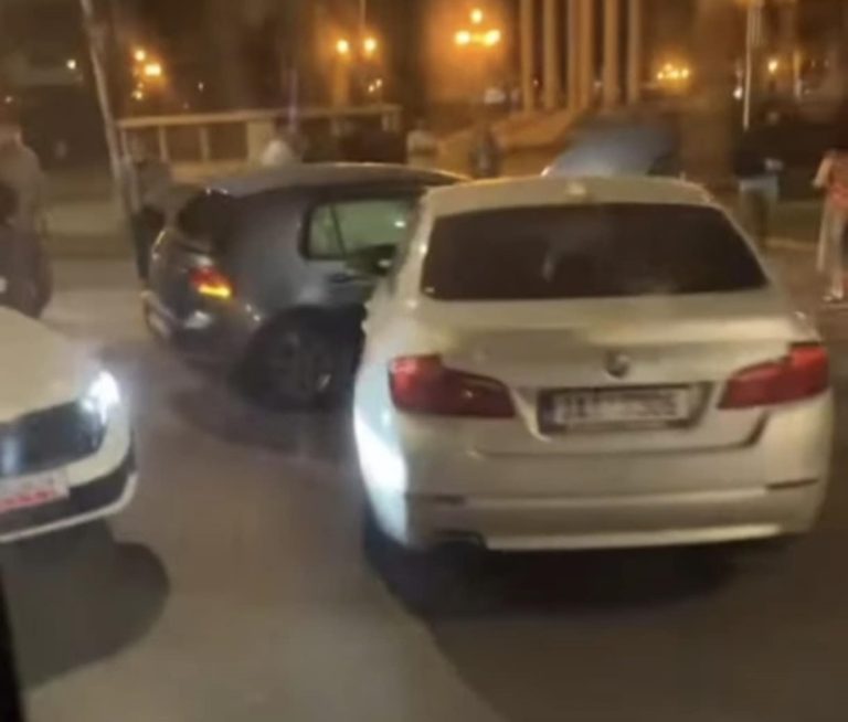 Пет лица се повредени во сообраќајката кај „Градска болница“