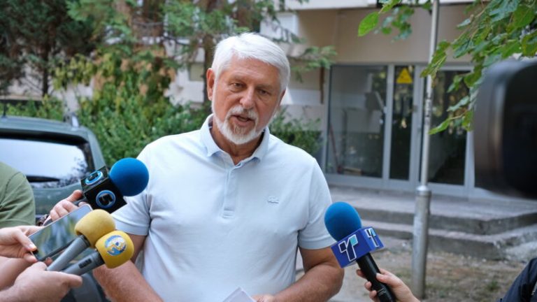 Три години и шест месеци затвор за Стевче Јакимовски, градоначалникот на Карпош