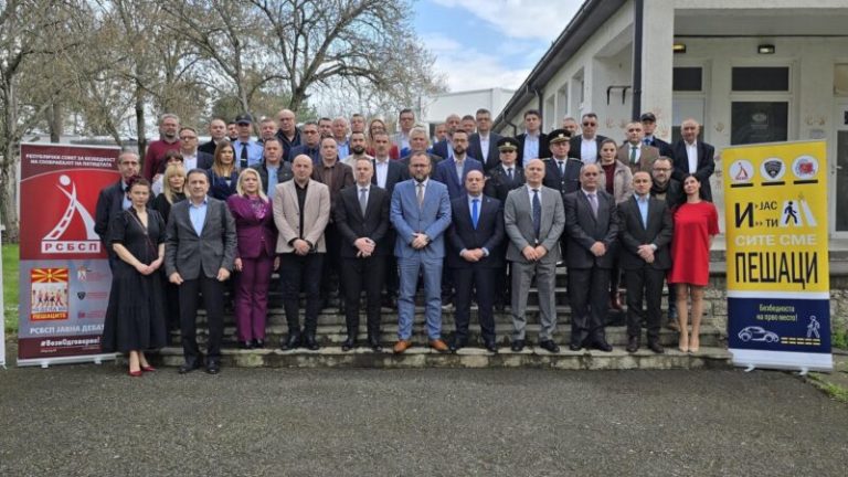 МВР интензивно работи на законските измени за побезбеден сообраќај, рече Тошковски