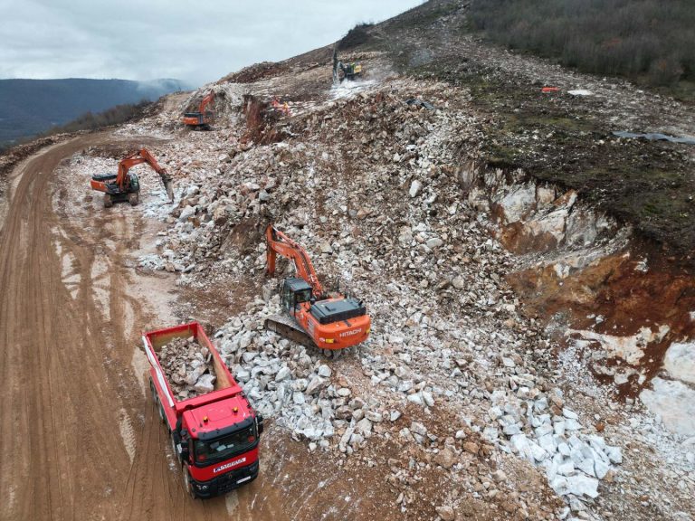 СДСМ и ВМРО-ДПМНЕ се скара чиј проект е делницата Тетово – Гостивар од Коридорот 8