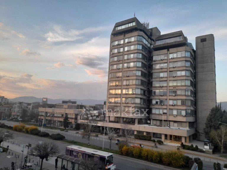 „На 21 мај ќе се гласа за избор на нов гувернер на Народна банка, а никој не ја ни спомнува можноста на оваа позиција да биде избран Албанец“, велат од ДУИ