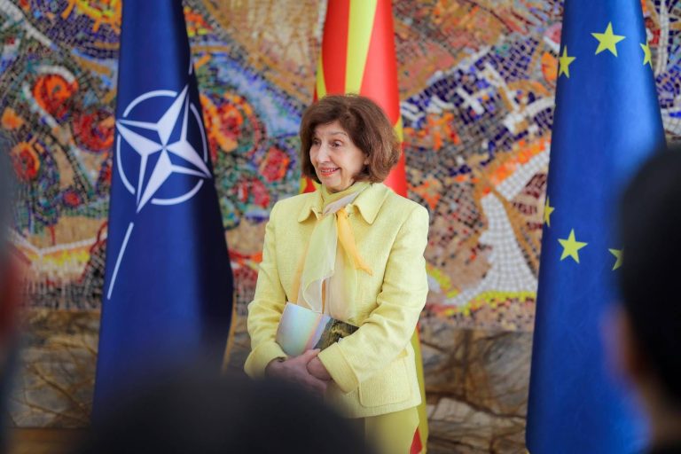 Сиљановска-Давкова во работна посета на Казахстан