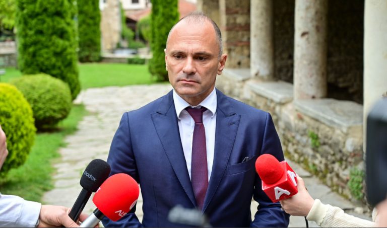 „Филипче должи одговори дали тој стои зад најголемите корупциски и криминални скандали во здравството во неговиот мандат“, велат од ВМРО-ДПМНЕ