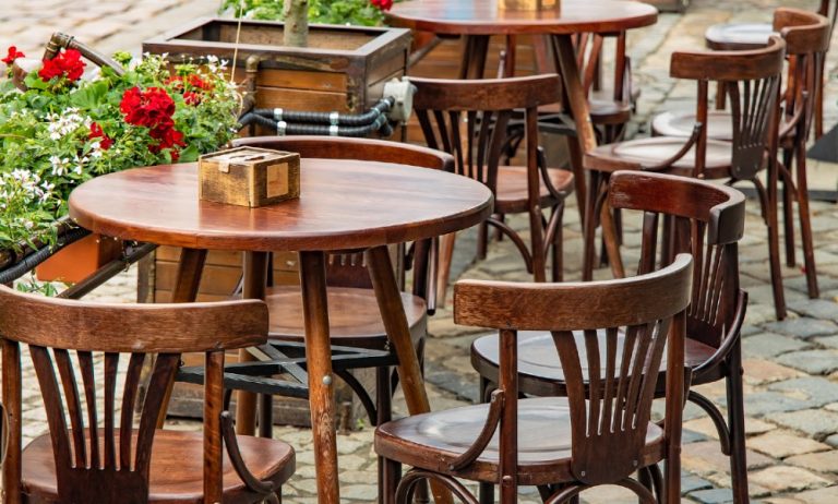 СДСМ: Владата да ги објави сметките од гозбите во рестораните